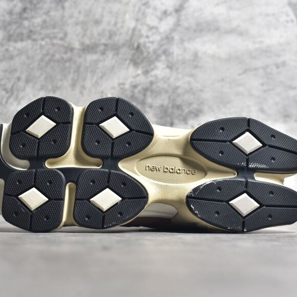 New Balance NB 9060 co-branded women's casual sports shoes - Picture 9 of 9